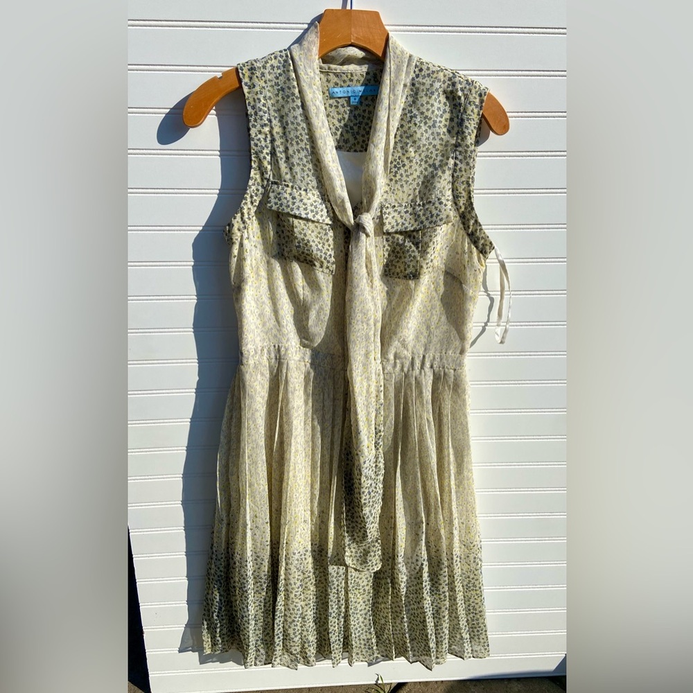 Antonio Melani Pastel Yellow Floral Flowy Dress
